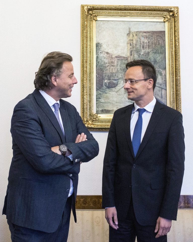 Megoldódik a magyar-holland „válság”?