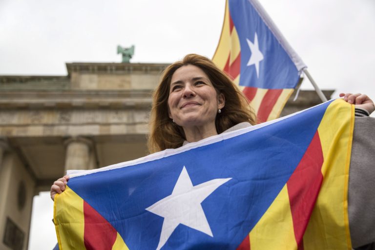 Mint a népmesében: országok, akik elutasították a független Katalóniát, meg nem is