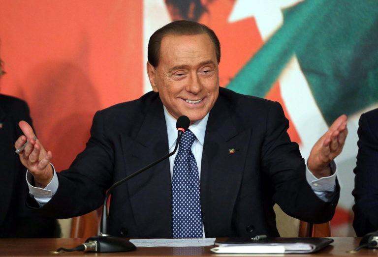 60 millió euró tartásdíjat kaphat vissza Silvio Berlusconi