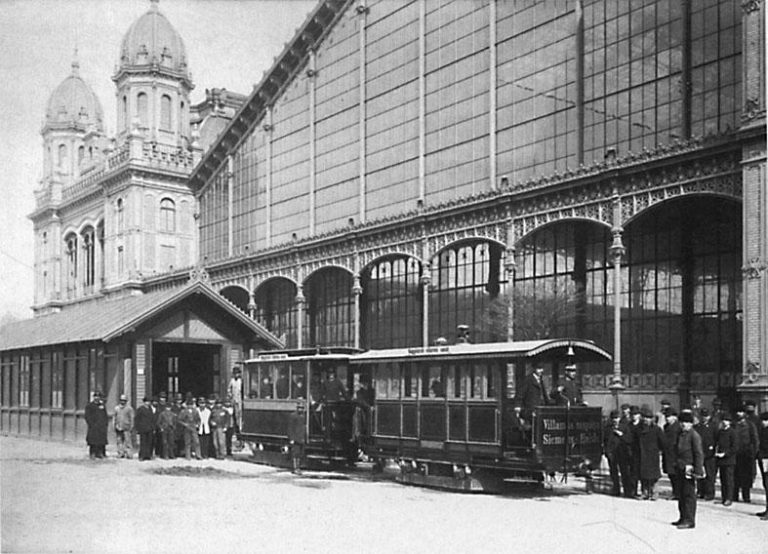 A budapesti villamosközlekedés 130 éves