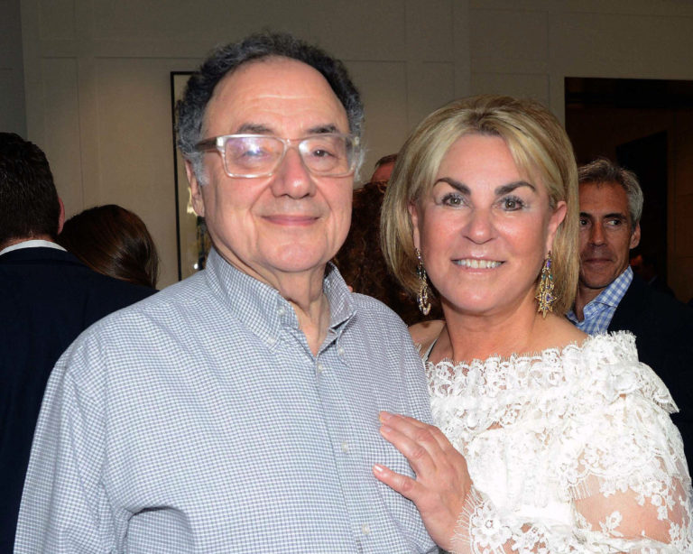 Profi bérgyilkos végzett a zsidó milliárdos párral Kanadában
