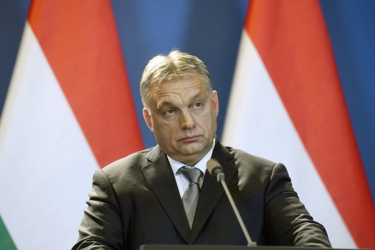 Tekintélyes lapok bírálják a magyar kormányt