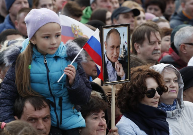 Egyetlen dologtól tarthat Putyin az orosz elnökválasztáson
