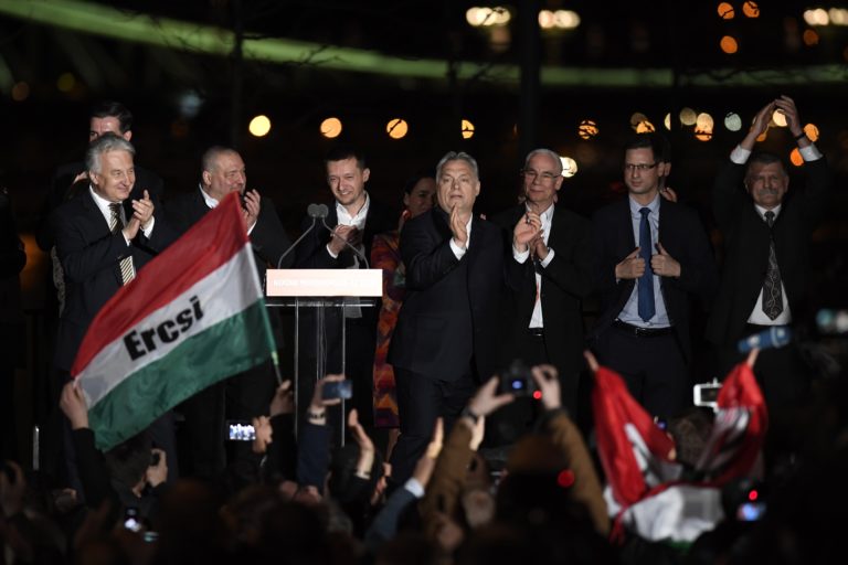 Guardian: Orbán egyre becsvágyóbb lesz