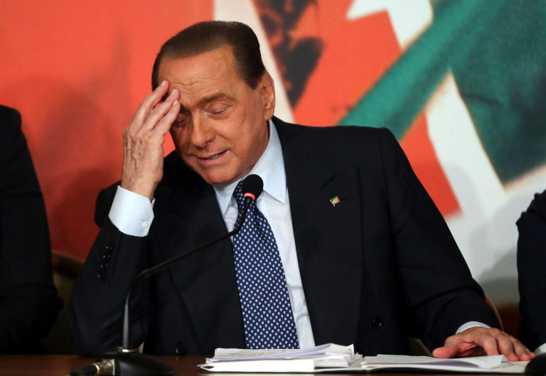 12 évet kapott Berlusconi barátja az olasz maffiaperben