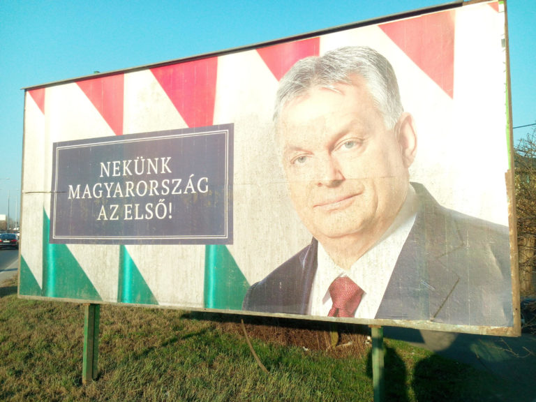 24 órás Orbán-plakát akció indult