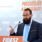 Bréking nyúz, különkiadás – Tudósítás Szájer József alternatív valóságából