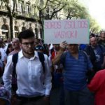 Bréking nyúz, április 17. – Tudósítás a másik valóságból