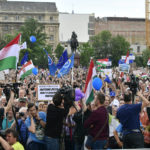 Bréking nyúz extra – Így nézett ki a kormányellenes tüntetés az alternatív valóságban