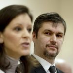 Bréking nyúz, május 25. – Tudósítás a másik valóságból