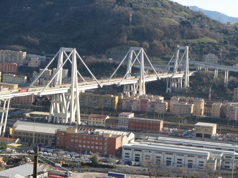 A genovai Morandi-híd tragédiája
