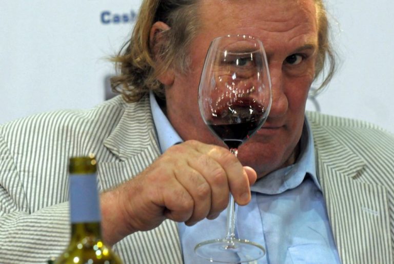 Nemi erőszakkal vádolják Gérard Depardieu-t