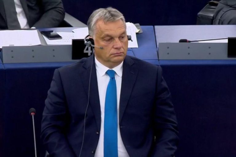 Zárt ajtók mögött a szövetségesei is ordítoztak Orbánnal!