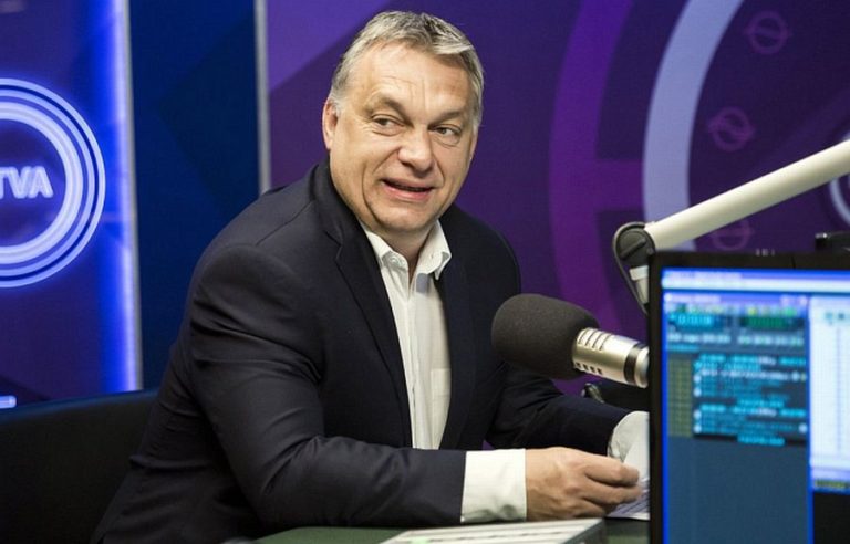 Orbán lebegteti a kilépést a Néppártból