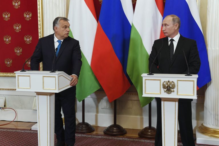 Berlin helyett Moszkva áll közelebb Orbán szívéhez