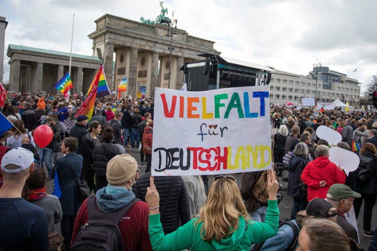 A náciknak nincs helyük Németországban! – tüntetés Berlinben