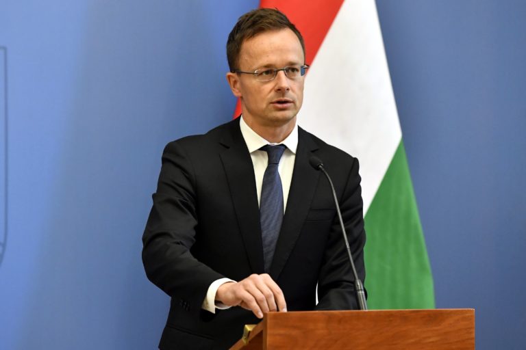 Ukrán-magyar: két széljobb kormány esett egymásnak?
