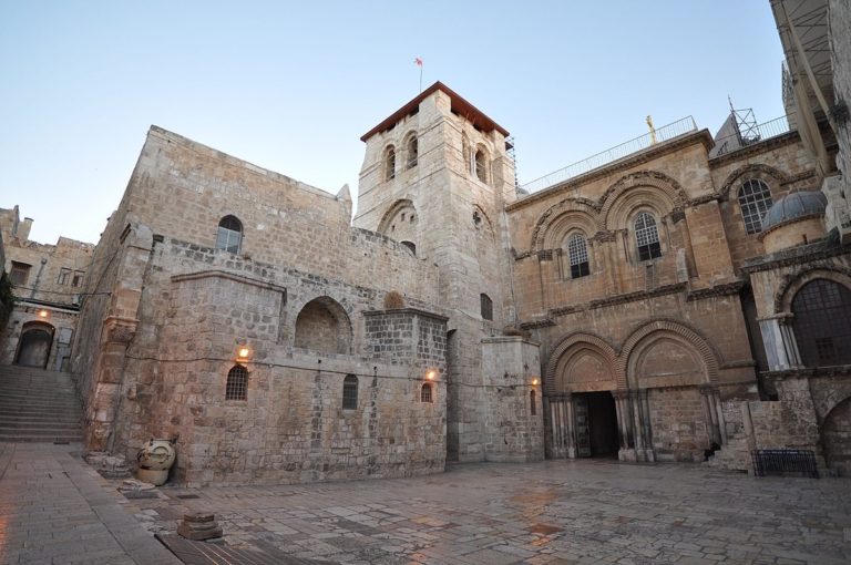 Az életét félti a Szent Sír templomának muzulmán őre, aki zsidónak adta el a házát Jeruzsálemben