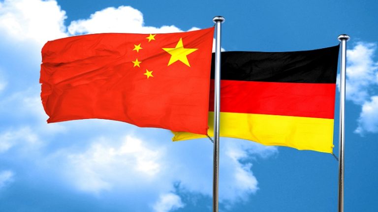Kína és Németország egymásra találhat az USA-val szemben