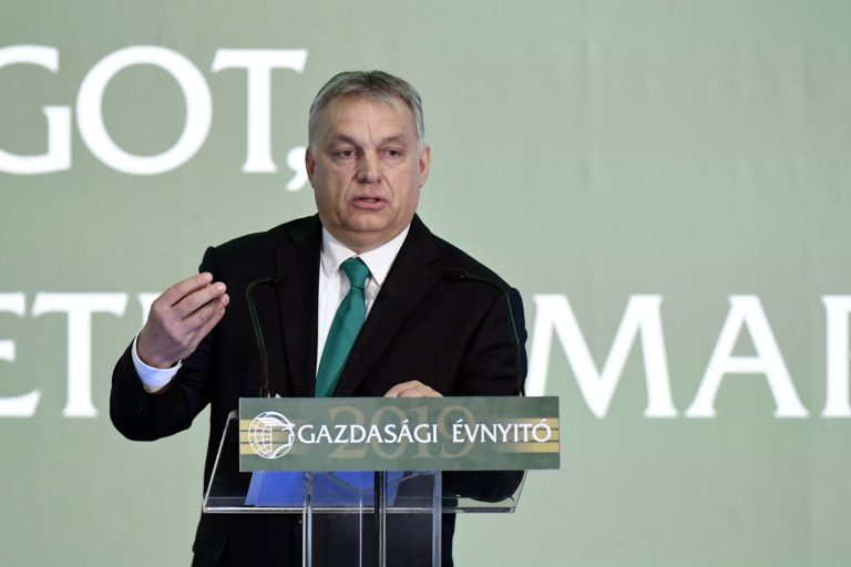 Az eldőlő bicikli és Orbán hat pontja