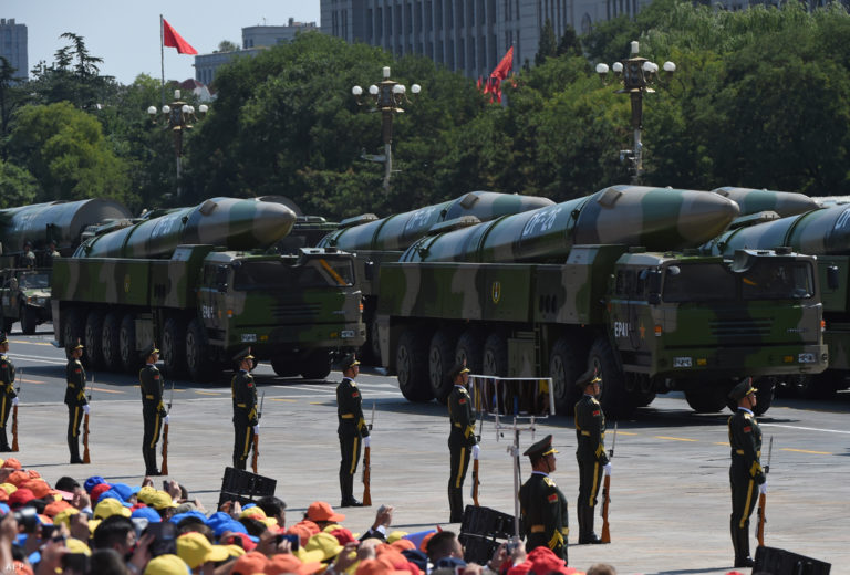 Világhatalmi hadsereget akar Kína elnöke