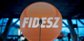 Fidesz, autokrácia, tolvajlás