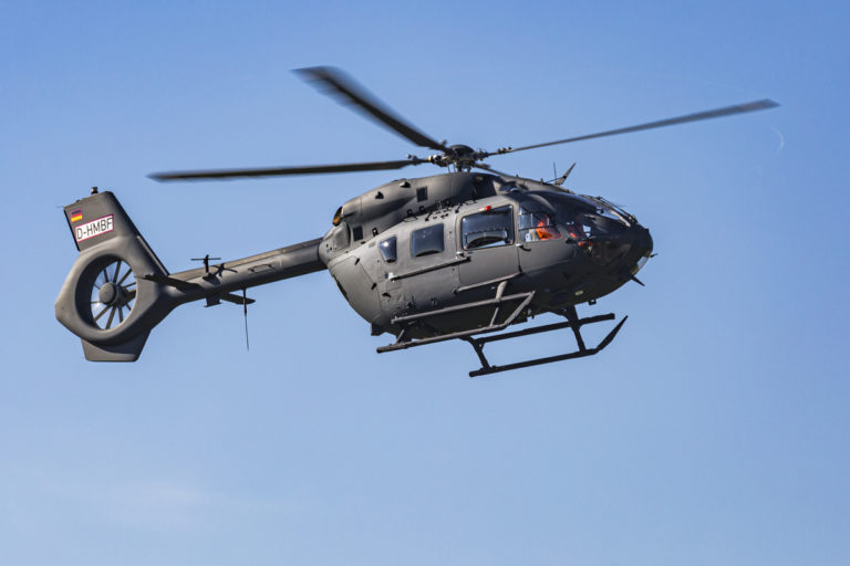 Érkeznek az első új harci helikopterek FRISS: megjöttek