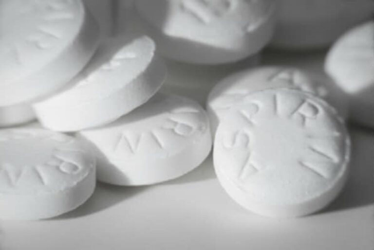 Az aszpirin potenciális COVID-19 gyógyszerként történő bevetése