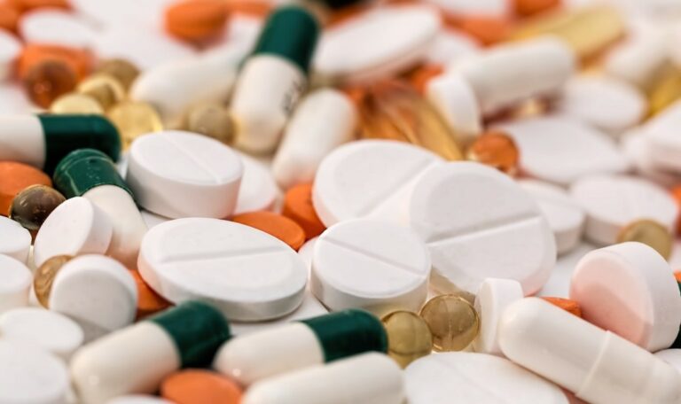 A vitaminok hatástalanok a COVID-19 halálozás csökkentésében
