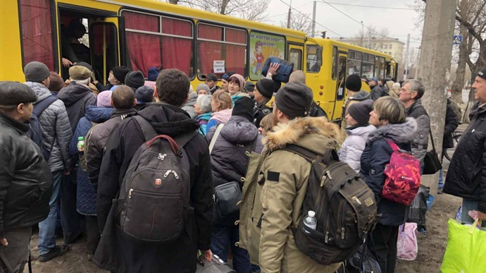 Folytatódhat az evakuálás Mariupolból