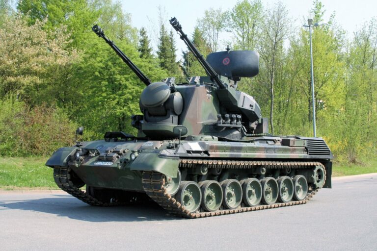 Németország mégiscsak szállít tankokat Ukrajnába