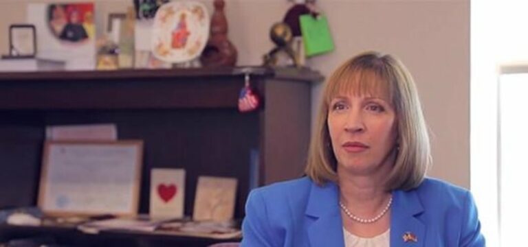 Lynne Tracy az Egyesült Államok új oroszországi nagykövete