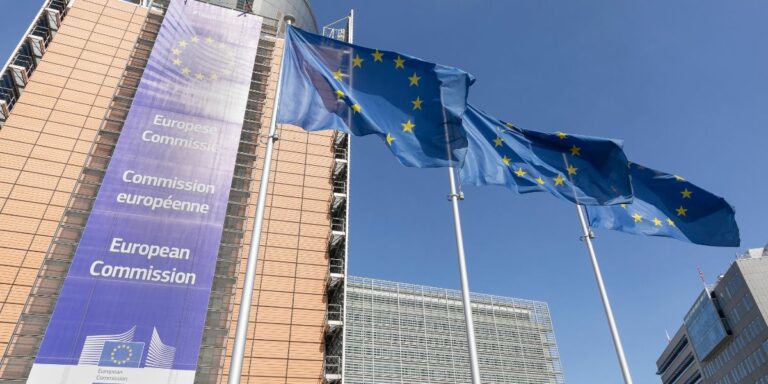 Sem az Európai Parlament sem az Európai Bíróság nem fogadja el a tervezett költségvetési csökkentést
