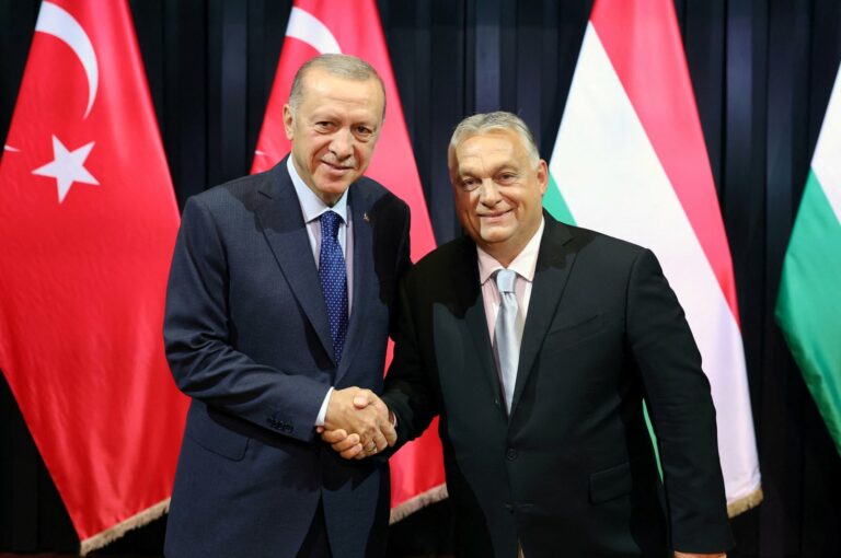 Erdogannak nincs szüksége Orbán Viktorra