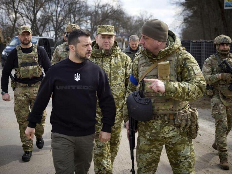 Ukrajnai tűzszünet: az orosz és az ukrán Valerij tábornokok tárgyalásai