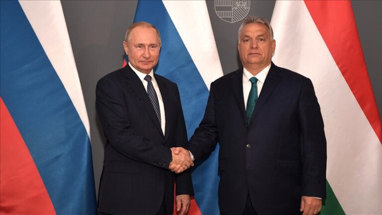 Putyin gratulált Orbán Viktornak