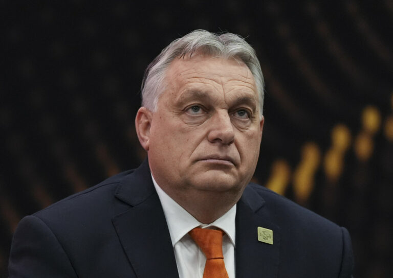 Orbánnak nincs diplomáciai tanácsadója