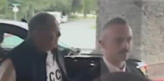 Kína megmenti Putyin hadigépezetét