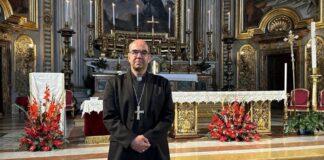 Katolikus püspöki kar: félúton a pápa és Orbán Viktor között