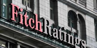 Leminősítették az Orbán kormány gazdaságpolitikáját az osztogatás miatt