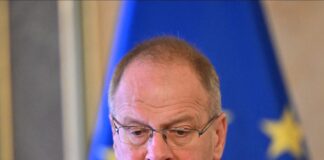 Morgolódom – A NER-valósága két képben