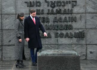 A kimondatlan szavak súlya