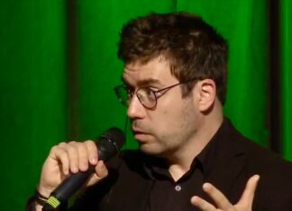 “Kormánygépeken jöttek a pénzek és a drágakövek Moszkvából Orbánnak”