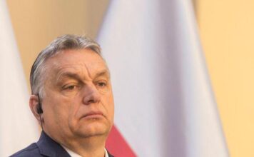 Miközben mások befelé tartanak, Orbán a kijáratot keresi az Európai Unióból