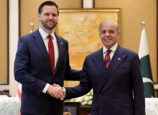 Trump Kínát is fenyegeti az iráni kikötők blokádjával