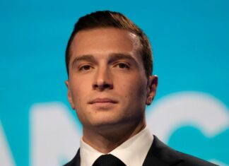 A francia szélsőjobb győzelmében reménykedik Orbán, de Párizsban levonták a tanulságot a Fidesz bukásából