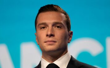 A francia szélsőjobb győzelmében reménykedik Orbán, de Párizsban levonták a tanulságot a Fidesz bukásából