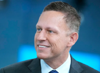 A „tech-fasizmus” vitája: Peter Thiel vs. Leó pápa – AI, hatalom és cinizmus