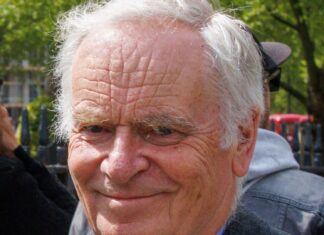 Jeffrey Archer: a bestselleríró, akinek az élete vadabb volt a regényeinél