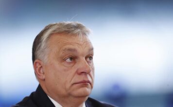 Orbán nem vállalja a felelősséget az ukrán aranykonvoj ügyében